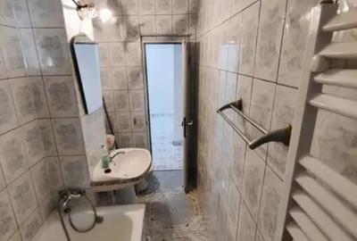 Apartament cu 3 camere decomandat în Port