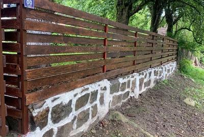 Casă cu 3 camere în Gura Teghii