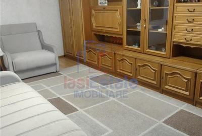 Apartament cu 2 camere decomandat în Podu Roș