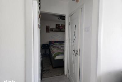 Apartament cu 2 camere semidecomandat în Ultracentral