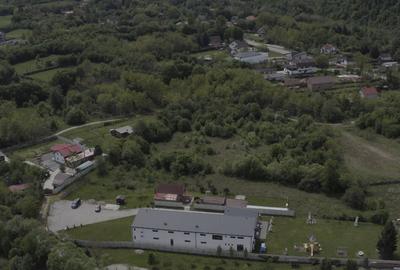 Casă individuală cu 10 camere cu Teren 4600 Mp în Central - 11