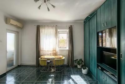 Apartament cu 2 camere decomandat, mobilat în Domenii