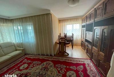 Apartament cu 3 camere decomandat în Obcini
