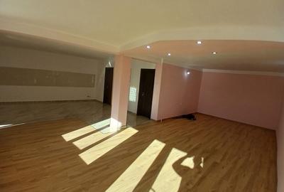 Casă cu 4 camere în Câlnic - 4