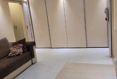 Apartament cu 2 camere semidecomandat în Giurgiului