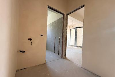 Apartament cu 3 camere semidecomandat în Central - 6