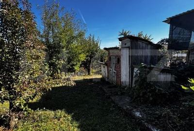 Casă cu 2 camere cu Teren 723 Mp în Sâncel