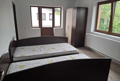 Apartament cu 4 camere decomandat în Tătărași
