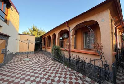 Casă cu 3 camere cu Teren 257 Mp în Port