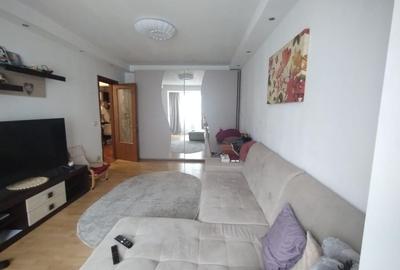 Apartament cu 3 camere decomandat în Dorobanți