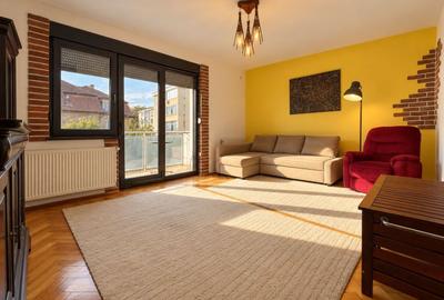 Apartament cu 2 camere decomandat în Central