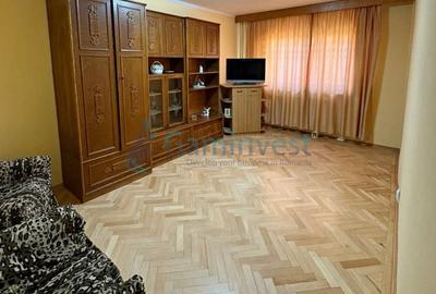 Apartament cu 3 camere decomandat în Decebal - 3
