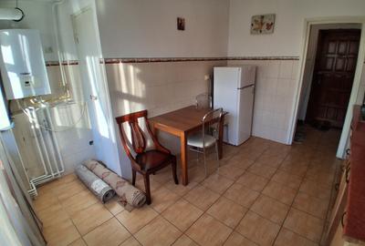 Apartament cu 3 camere decomandat în Centru Civic - 3
