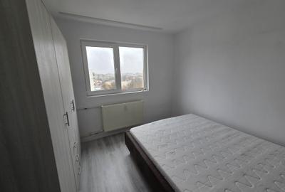 Apartament cu 2 camere semidecomandat în Eroii Revoluției