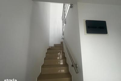 Casă cu 3 camere cu Teren 250 Mp în Central - 8