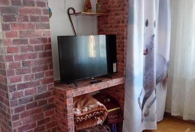 Casă individuală cu 5 camere cu Teren 756 Mp în Central