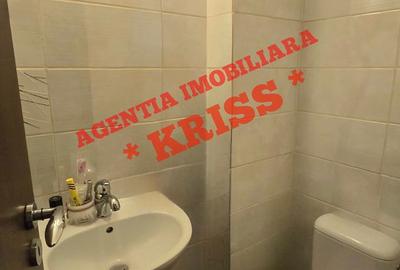 Apartament cu 3 camere decomandat în Ceair