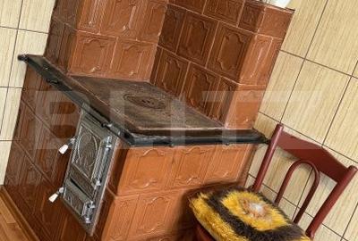 Casă cu 4 camere cu Teren 528 Mp în Central