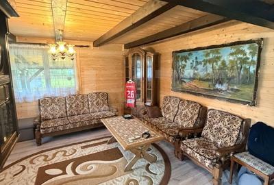 Casă cu 4 camere în Vama