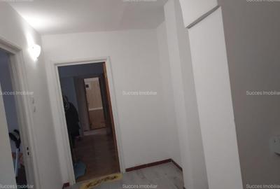 Apartament cu 3 camere semidecomandat în Moșilor - 3