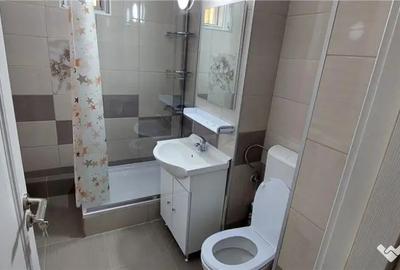 Apartament cu 3 camere decomandat în Cotroceni