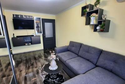 Apartament cu 2 camere semidecomandat în Hipodrom