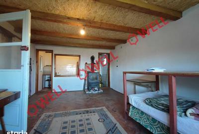 Casă cu 1 camere cu Teren 250 Mp în Boroșneu Mare