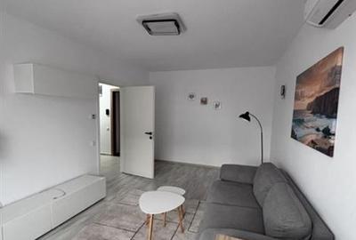 Apartament cu 2 camere decomandat, mobilat în Tractorul - 8