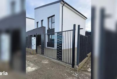 Casă cu 4 camere cu Teren 409 Mp în Apahida