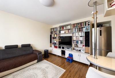 Apartament cu 3 camere semidecomandat, mobilat în Între Lacuri - 2