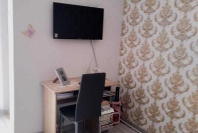 Garsonieră decomandată, mobilată în Alexandru cel Bun
