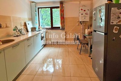 Apartament cu 4 camere în Central