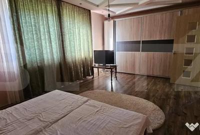 Casă cu 5 camere cu Teren 1300 Mp în Valea - 16