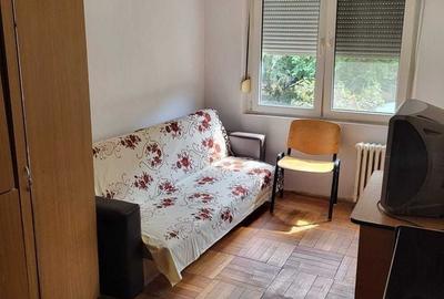 Garsonieră decomandată în Șega