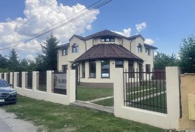 Casă cu 4 camere cu Teren 225 Mp în Berceni