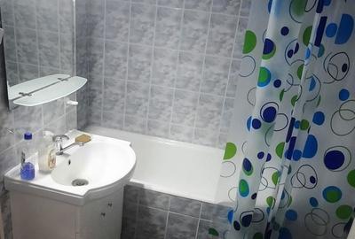 Apartament cu 2 camere decomandat în Ultracentral