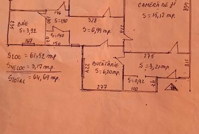 Apartament cu 3 camere decomandat în Teilor