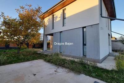 Casă individuală cu 4 camere cu Canalizare în Dragomirești-Vale - 6