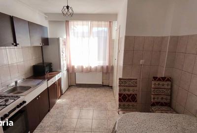 Apartament cu 3 camere decomandat în Săsar - 9