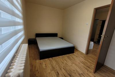 Apartament cu 2 camere nedecomandat în Mircea cel Bătrân