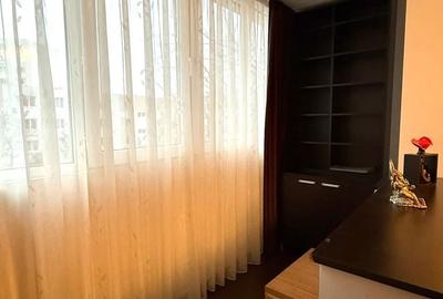 Apartament cu 3 camere decomandat în Titan - 5