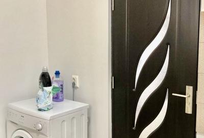 Apartament cu 2 camere decomandat, mobilat în Micro 5 - 12