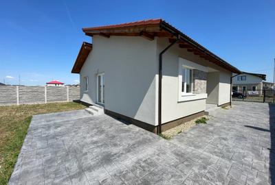 Casă individuală cu 4 camere cu Teren 600 Mp în Moșnița Nouă