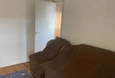 Apartament cu 2 camere decomandat în 7 Noiembrie