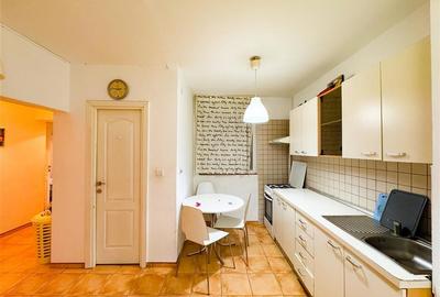 Apartament cu 3 camere semidecomandat, mobilat în Tineretului - 8
