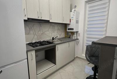 Garsonieră decomandată în Roșu - 2