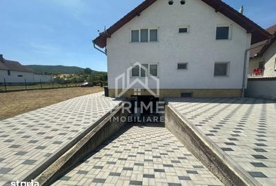 Casă cu 6 camere cu Teren 3100 Mp în Sebeș