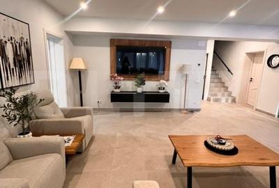 Casă cu 6 camere cu Teren 500 Mp în Central - 11
