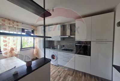 Apartament cu 2 camere decomandat în Gară