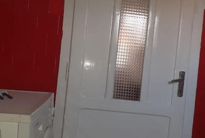 Casă cu 9 camere cu Teren 1800 Mp în Buteni - 14